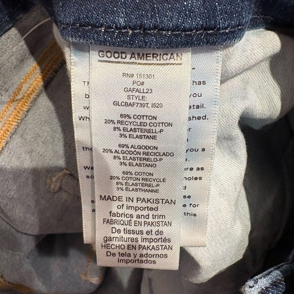 Good Legs Crop Mini Boot Jeans Women's Plus size 28-32 in Indigo New W/out Tags! - Picture 5 of 7